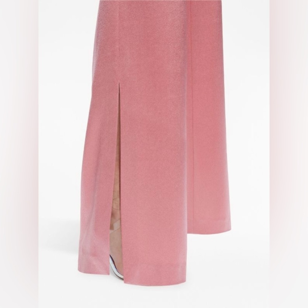 Alice + Olivia Deanna Satin Bootcut Trousers in Rose - Picture 3 of 9